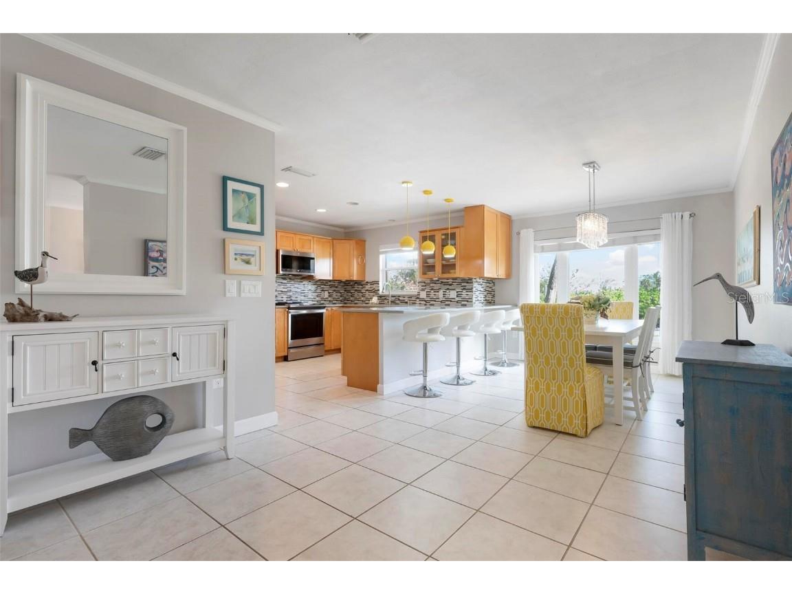 602 Baronet Lane Holmes Beach FL 34217 A4652311 image13