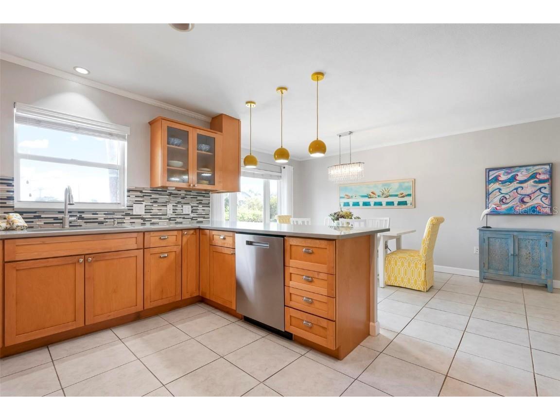 602 Baronet Lane Holmes Beach FL 34217 A4652311 image18