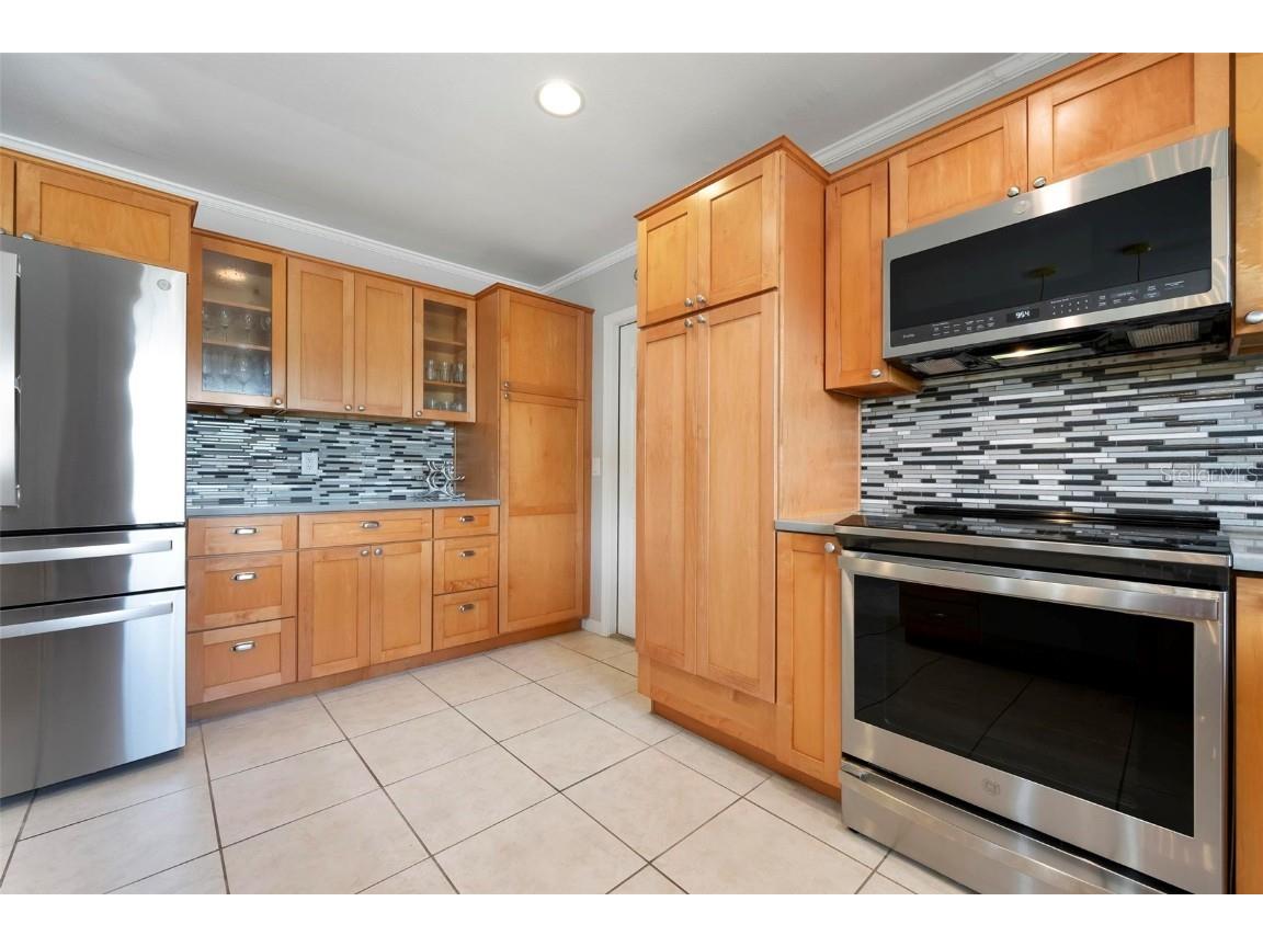 602 Baronet Lane Holmes Beach FL 34217 A4652311 image19