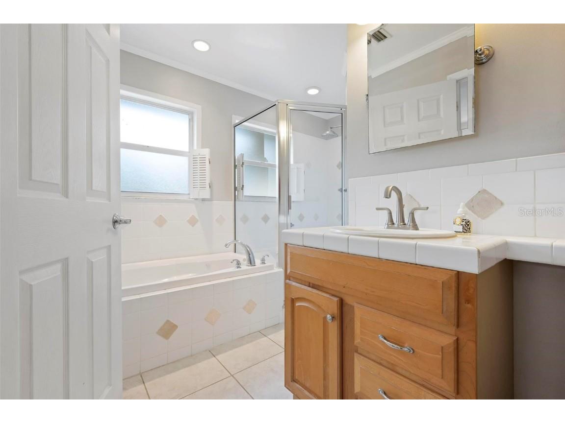 602 Baronet Lane Holmes Beach FL 34217 A4652311 image26