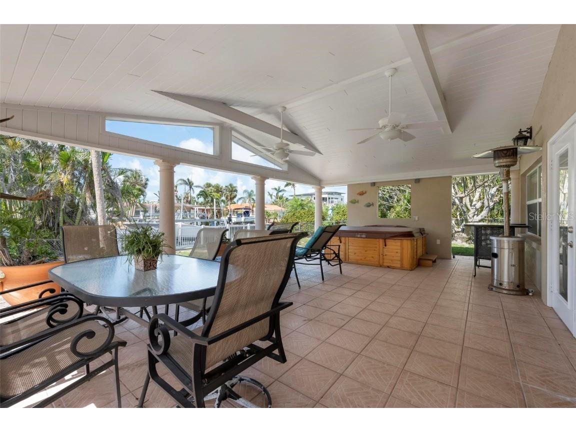 602 Baronet Lane Holmes Beach FL 34217 A4652311 image37