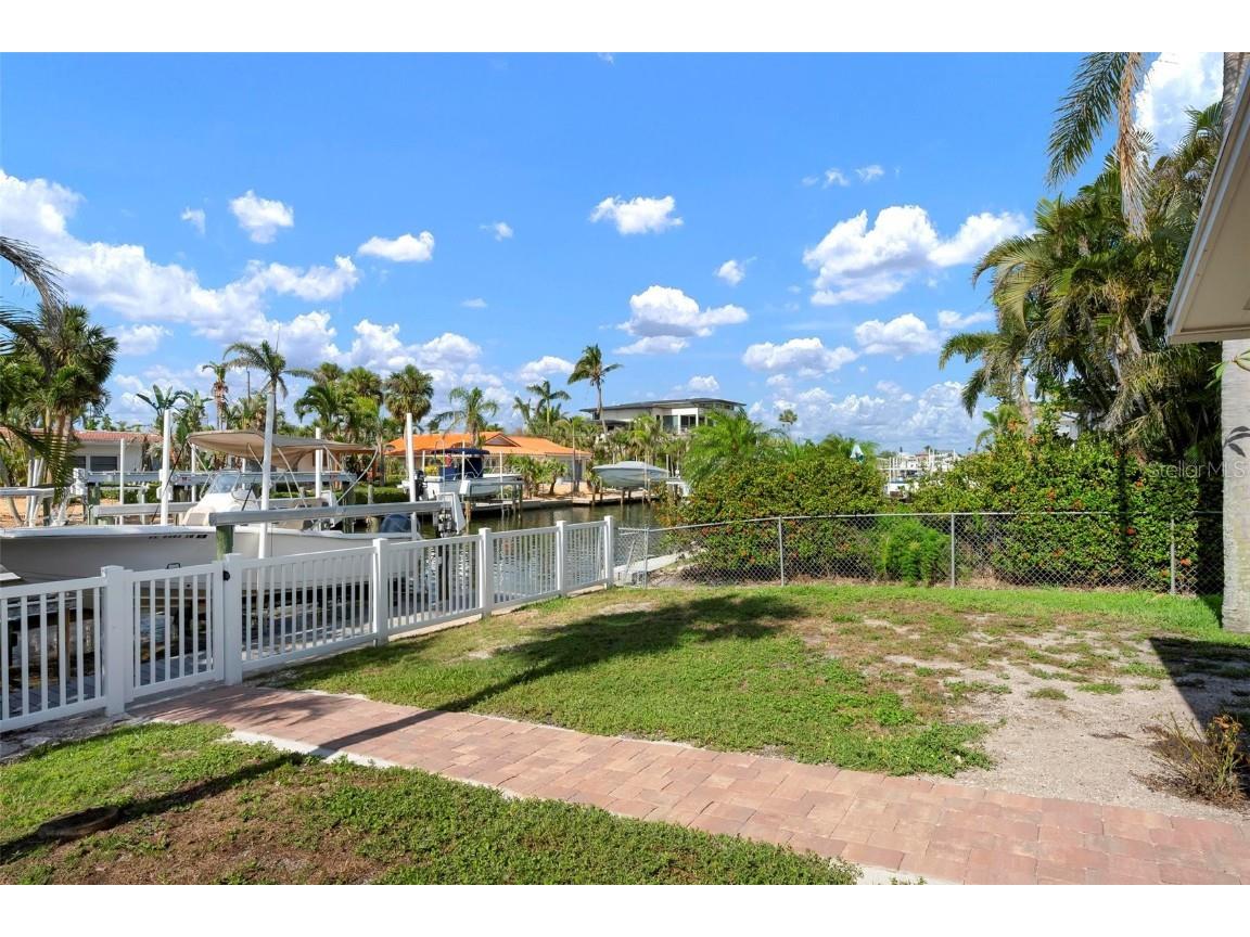 602 Baronet Lane Holmes Beach FL 34217 A4652311 image40