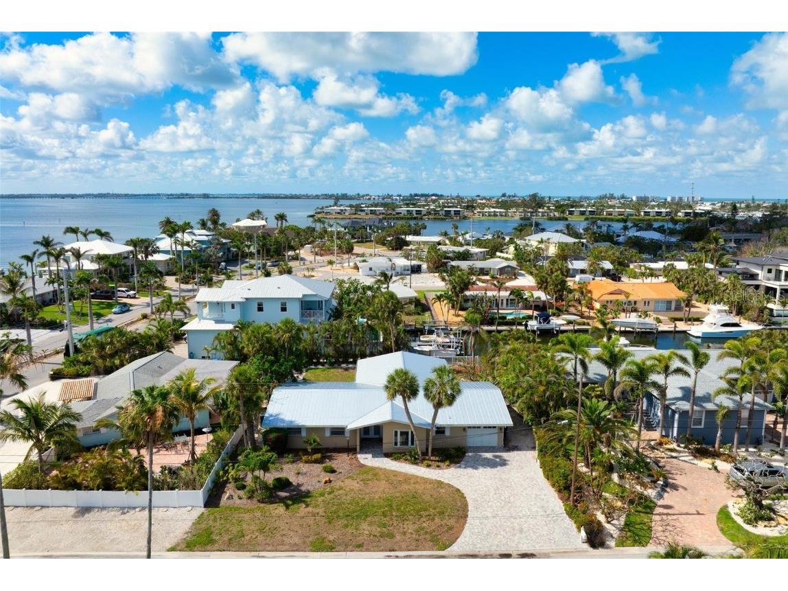 602 Baronet Lane Holmes Beach FL 34217 A4652311 image42