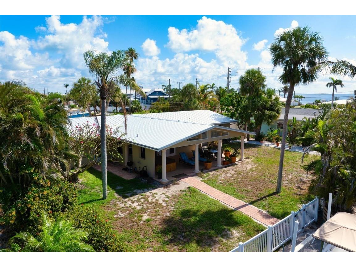 602 Baronet Lane Holmes Beach FL 34217 A4652311 image48