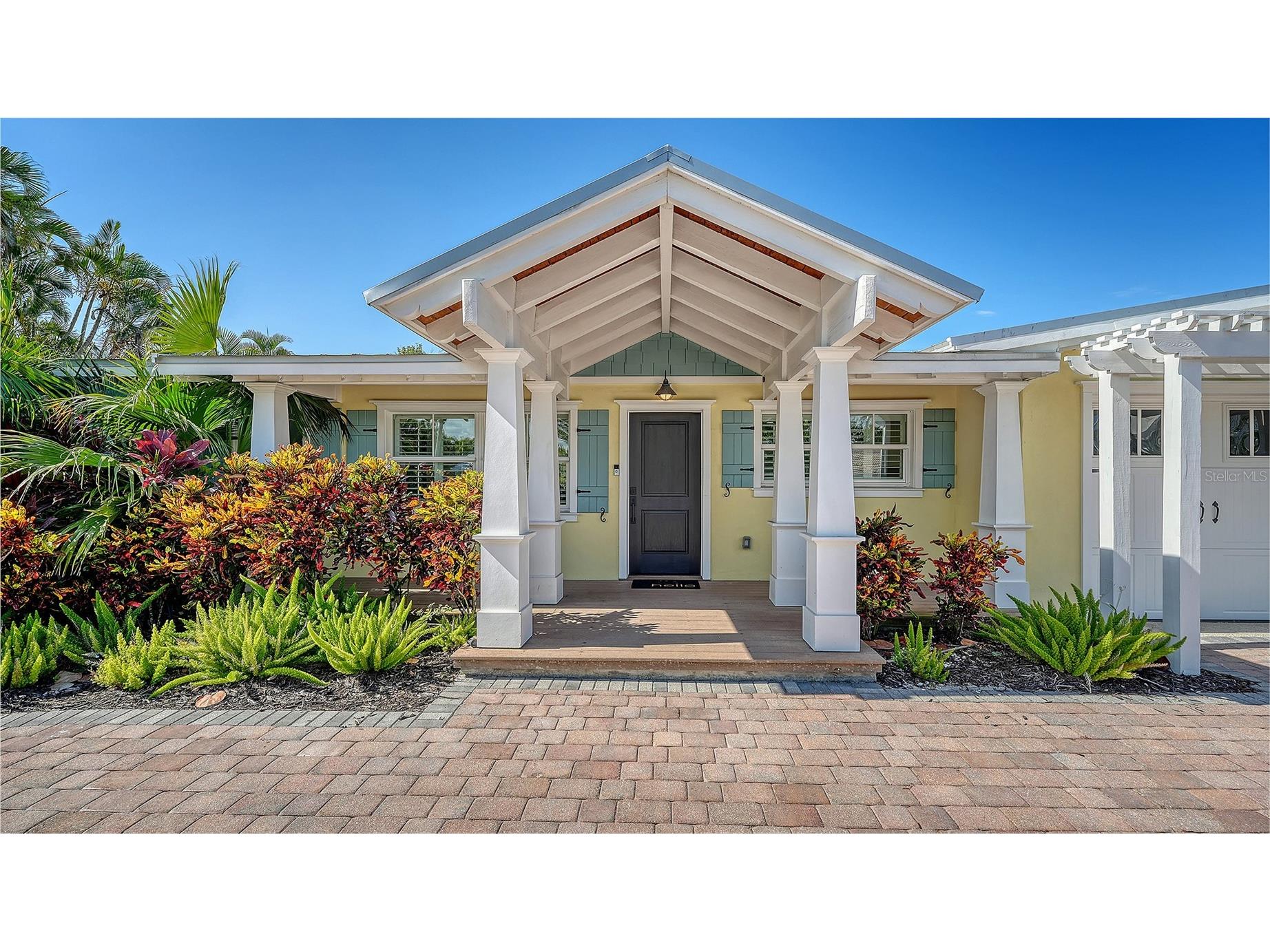 602 Buttonwood Drive Longboat Key FL 34228 A4697037 image1