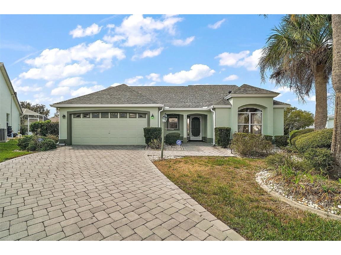 602 Catalina Court Lady Lake FL 32159 G5092887 image1