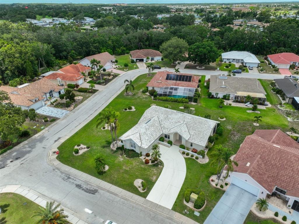 602 Deep Lake Lane Sun City Center FL 33573 TB8398372 image1