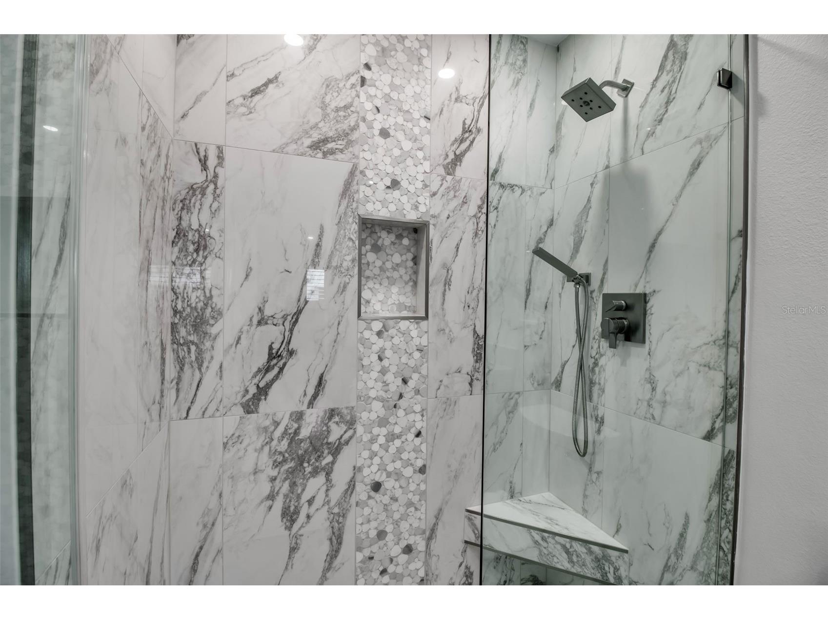 602 Fair Winds Drive #602 Nokomis FL 34275 A4668299 image25