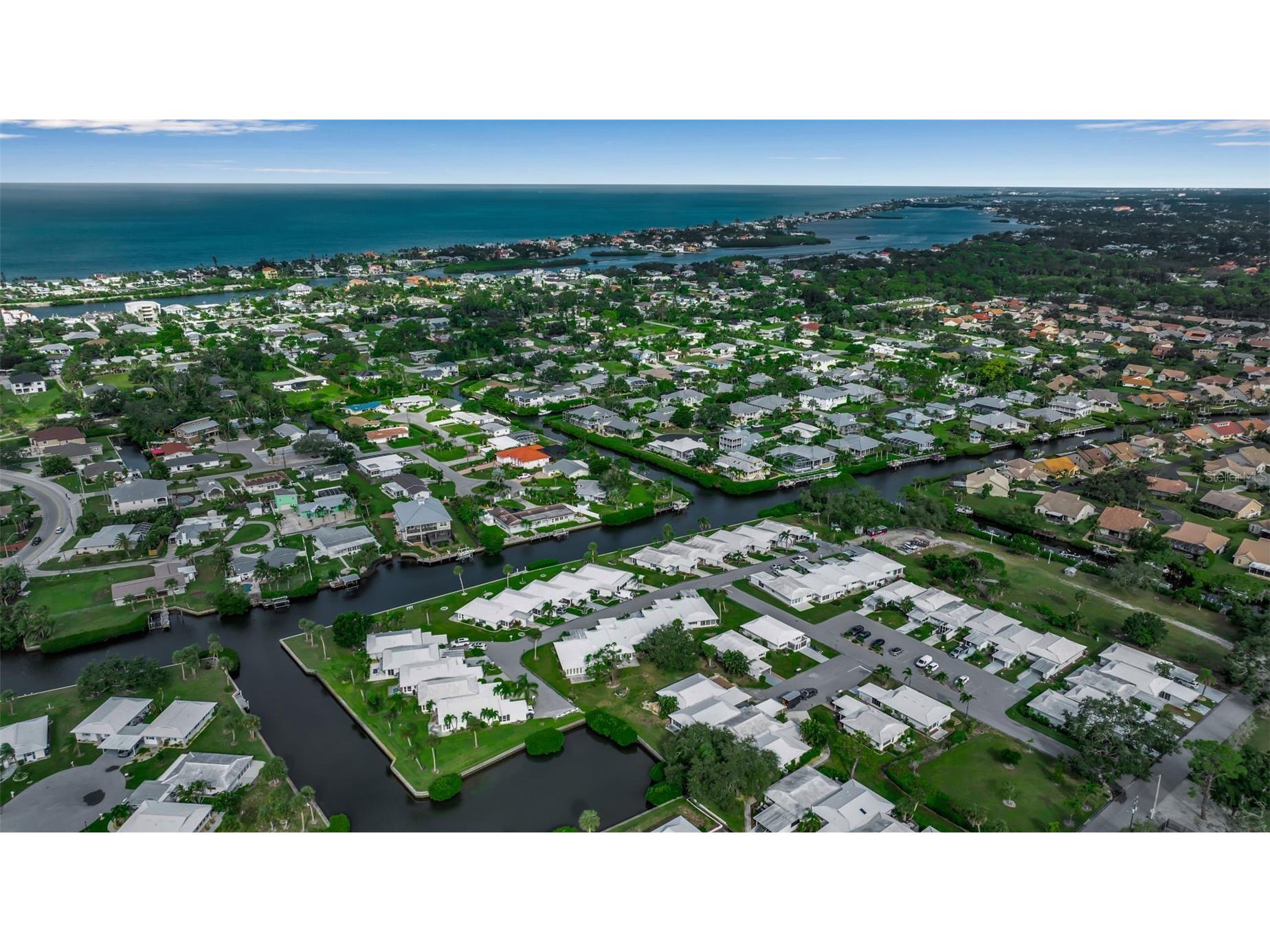 602 Fair Winds Drive #602 Nokomis FL 34275 A4668299 image37