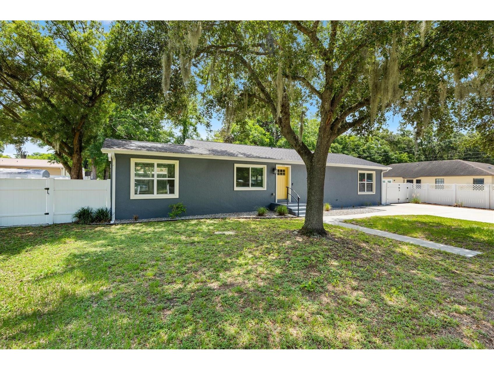 602 Gray Avenue Wildwood FL 34785 G5113990 image3