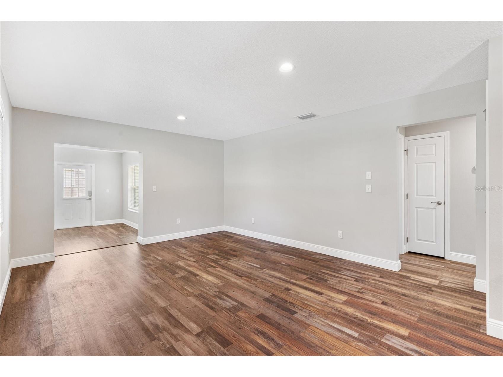 602 Gray Avenue Wildwood FL 34785 G5113990 image5