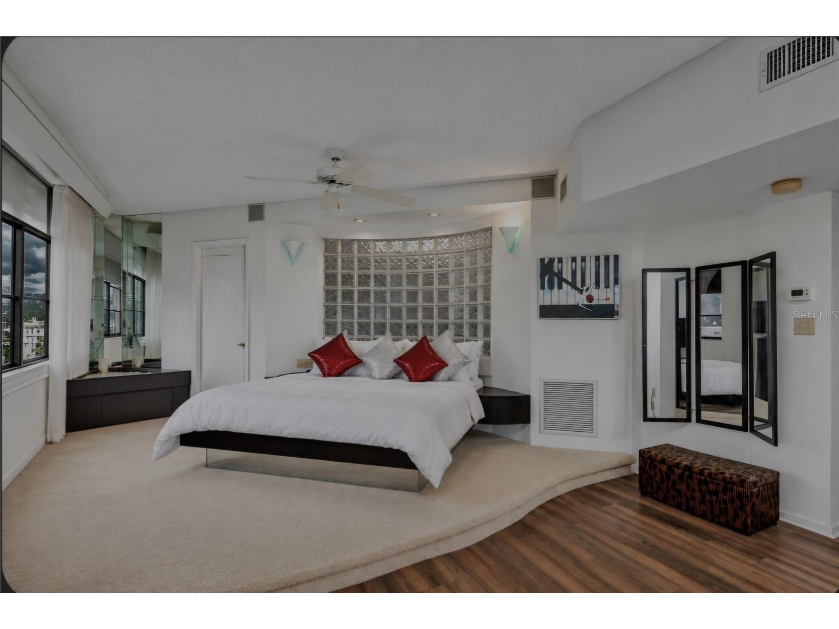 602 Lime Avenue #203 Clearwater FL 33756 TB8478498 image2