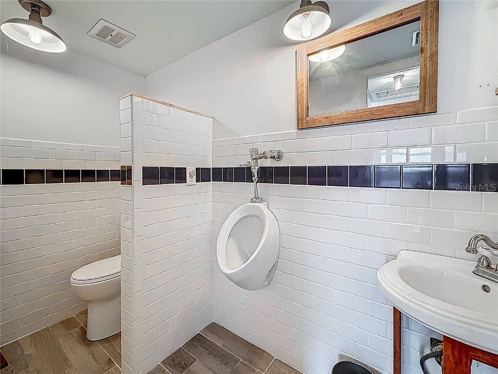 602 Mindy Drive Largo FL 33771 TB8387820 image24