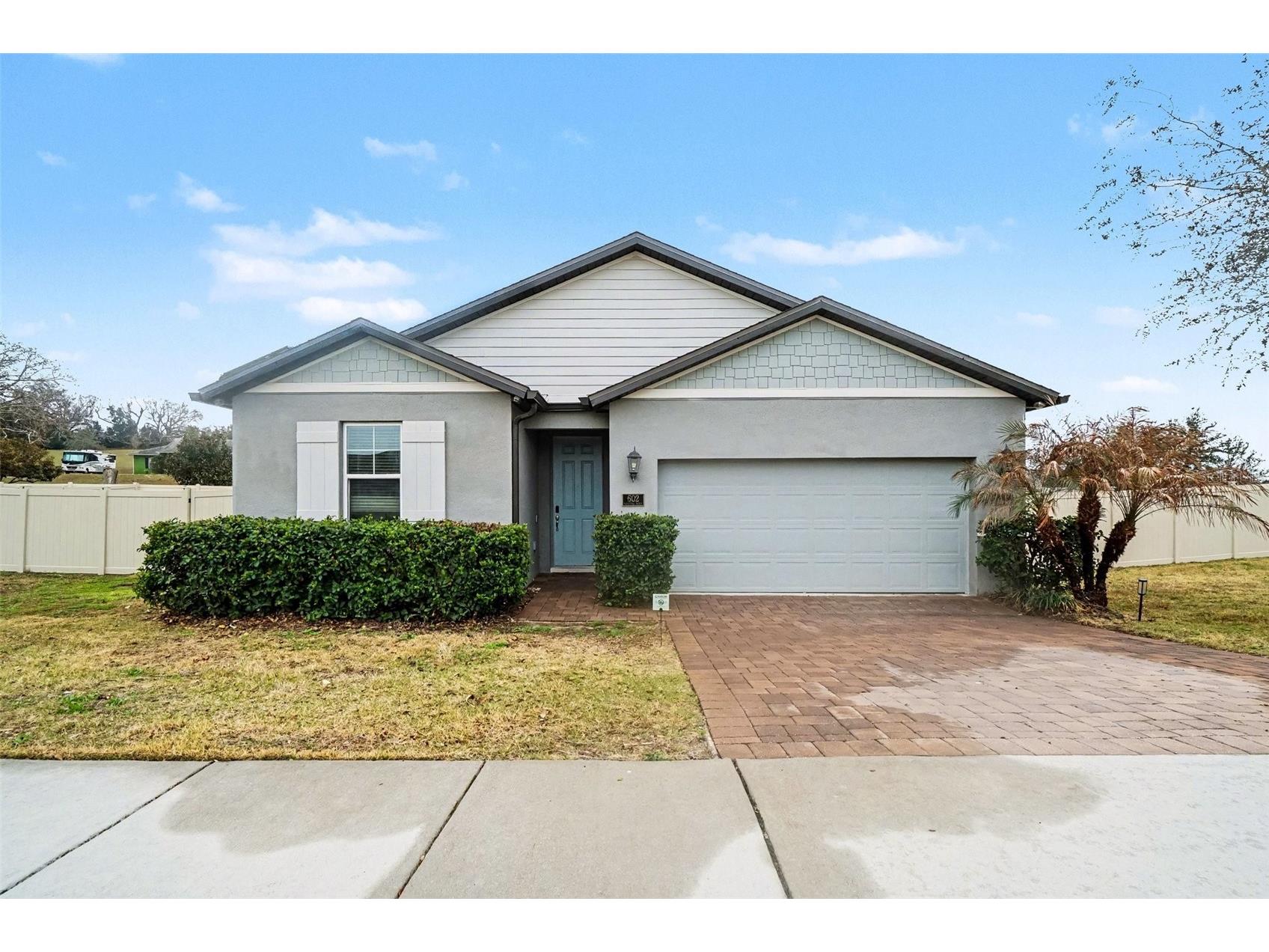 602 Napoli Way Howey In The Hills FL 34737 O6387624 image1