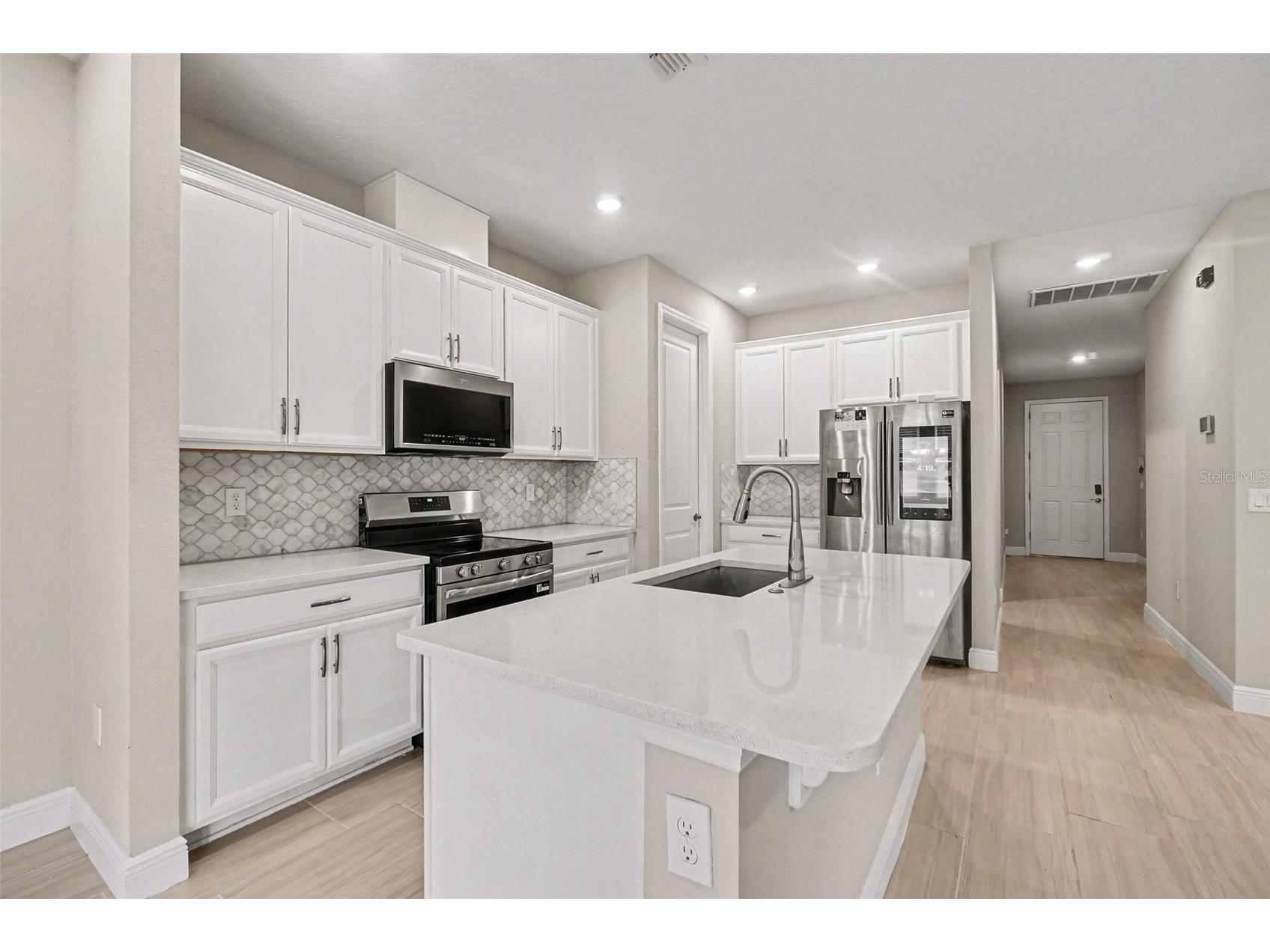 602 Napoli Way Howey In The Hills FL 34737 O6387624 image11