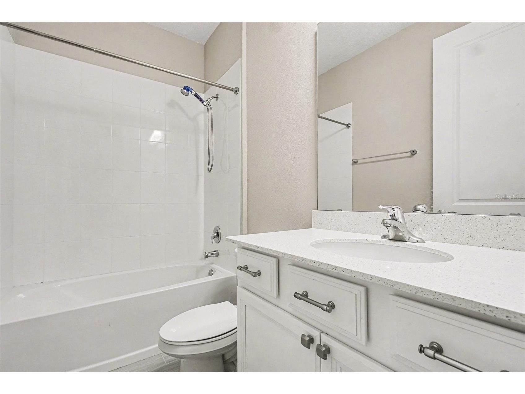 602 Napoli Way Howey In The Hills FL 34737 O6387624 image14