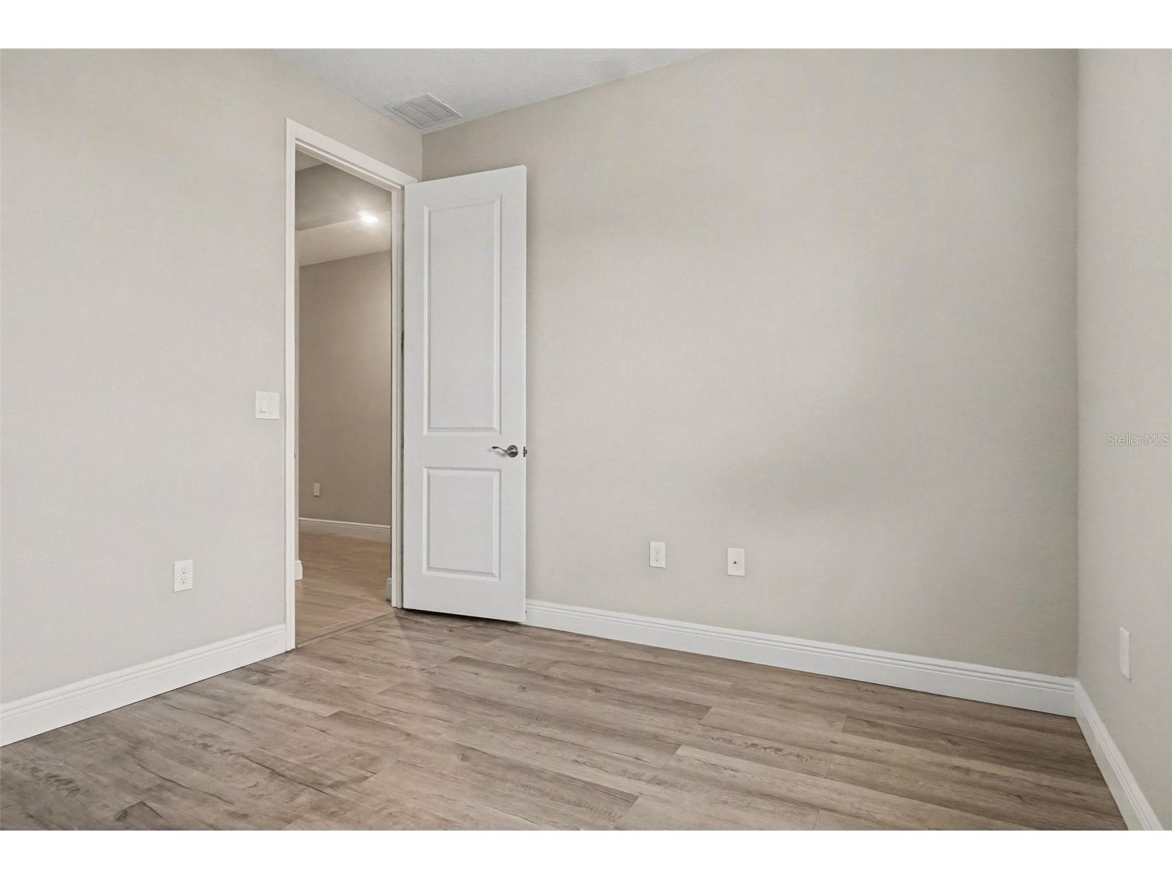 602 Napoli Way Howey In The Hills FL 34737 O6387624 image19