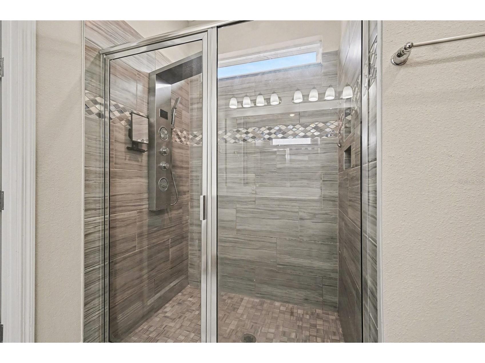 602 Napoli Way Howey In The Hills FL 34737 O6387624 image27