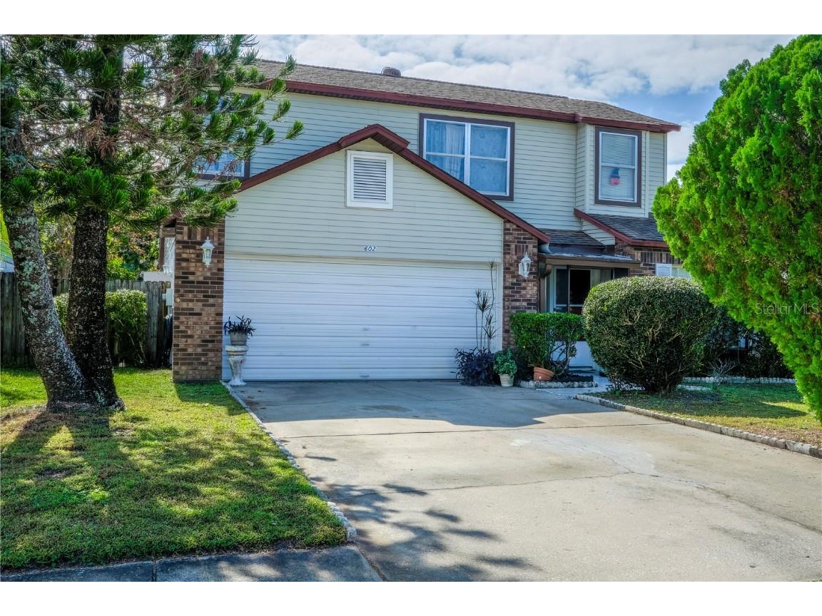 602 Oak Manor Circle Orlando FL 32825 O6358367 image1