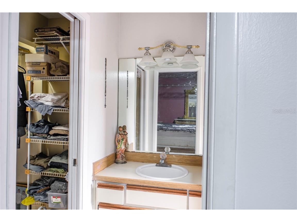 602 Oak Manor Circle Orlando FL 32825 O6358367 image15