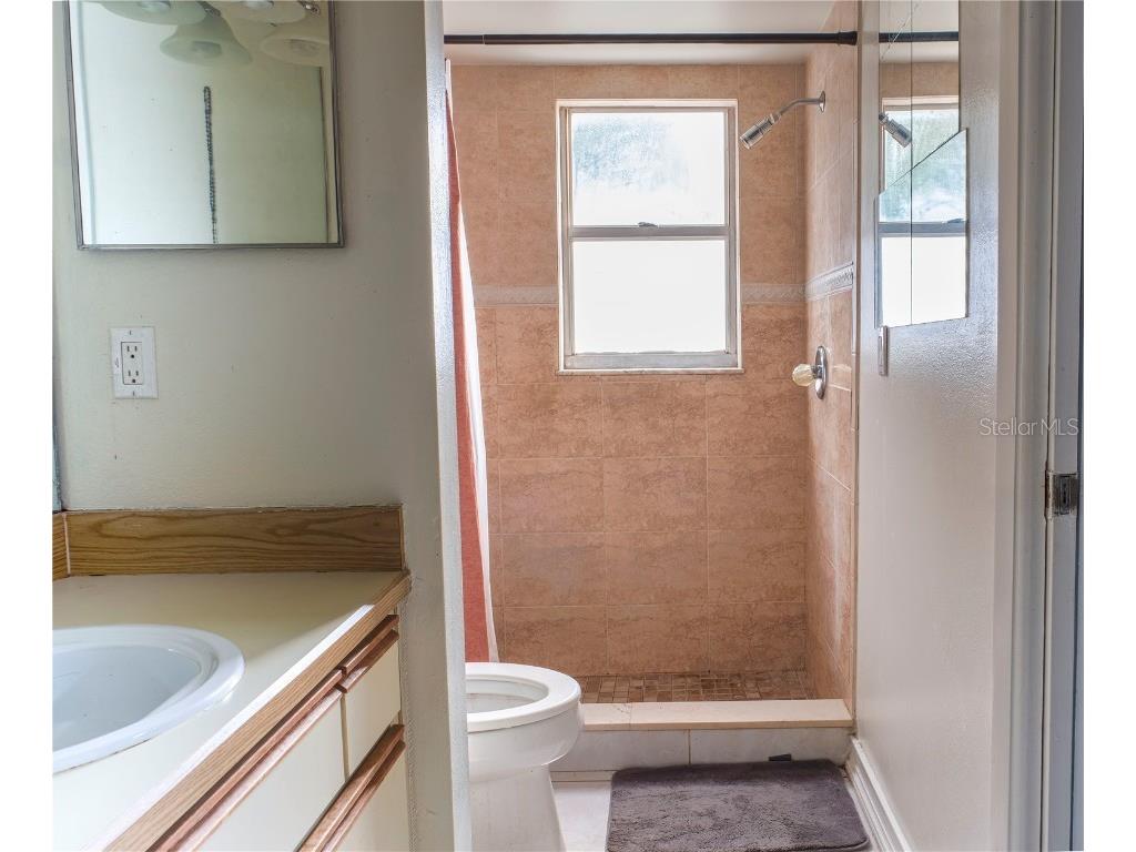 602 Oak Manor Circle Orlando FL 32825 O6358367 image17