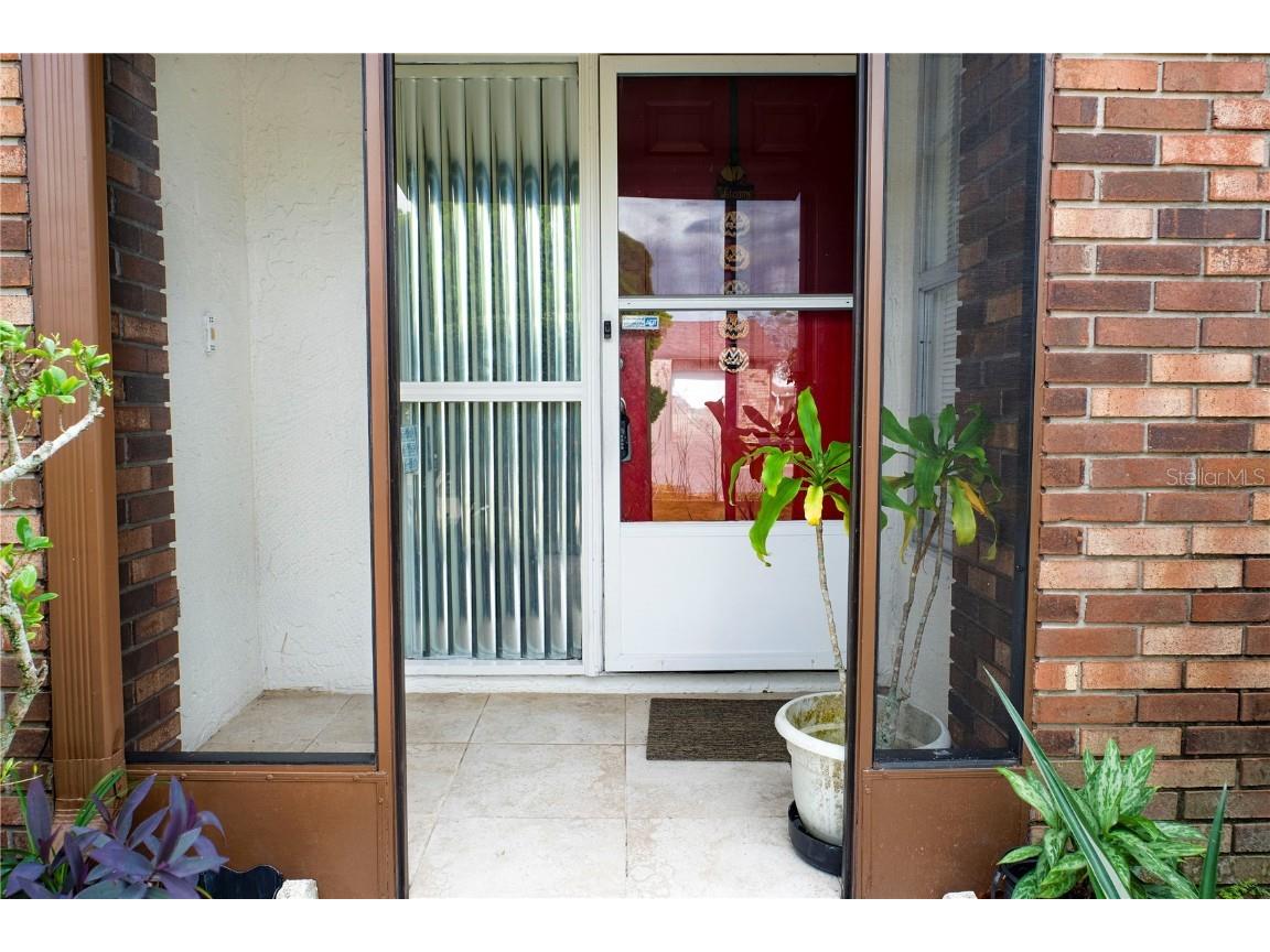 602 Oak Manor Circle Orlando FL 32825 O6358367 image3