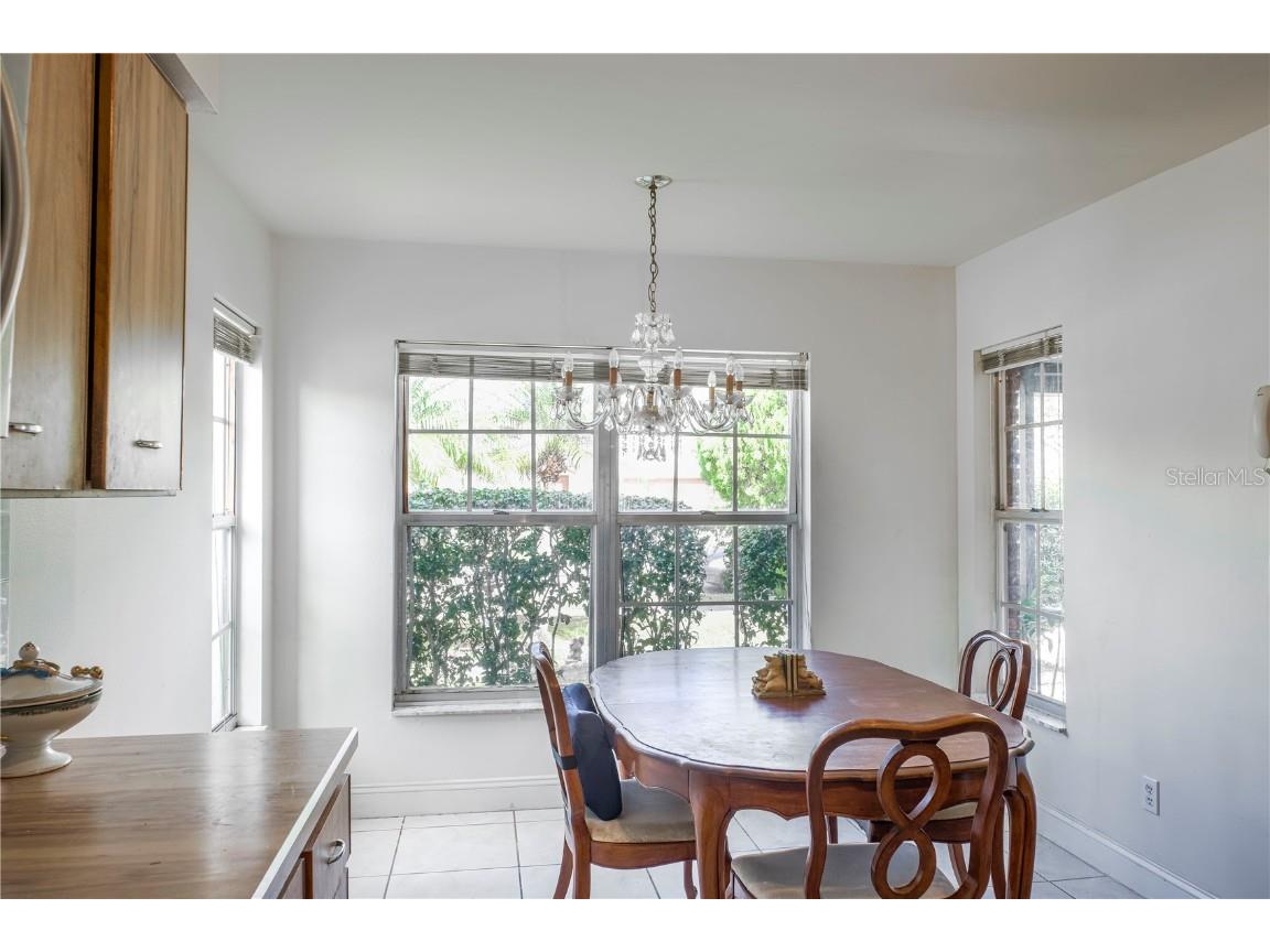 602 Oak Manor Circle Orlando FL 32825 O6358367 image5