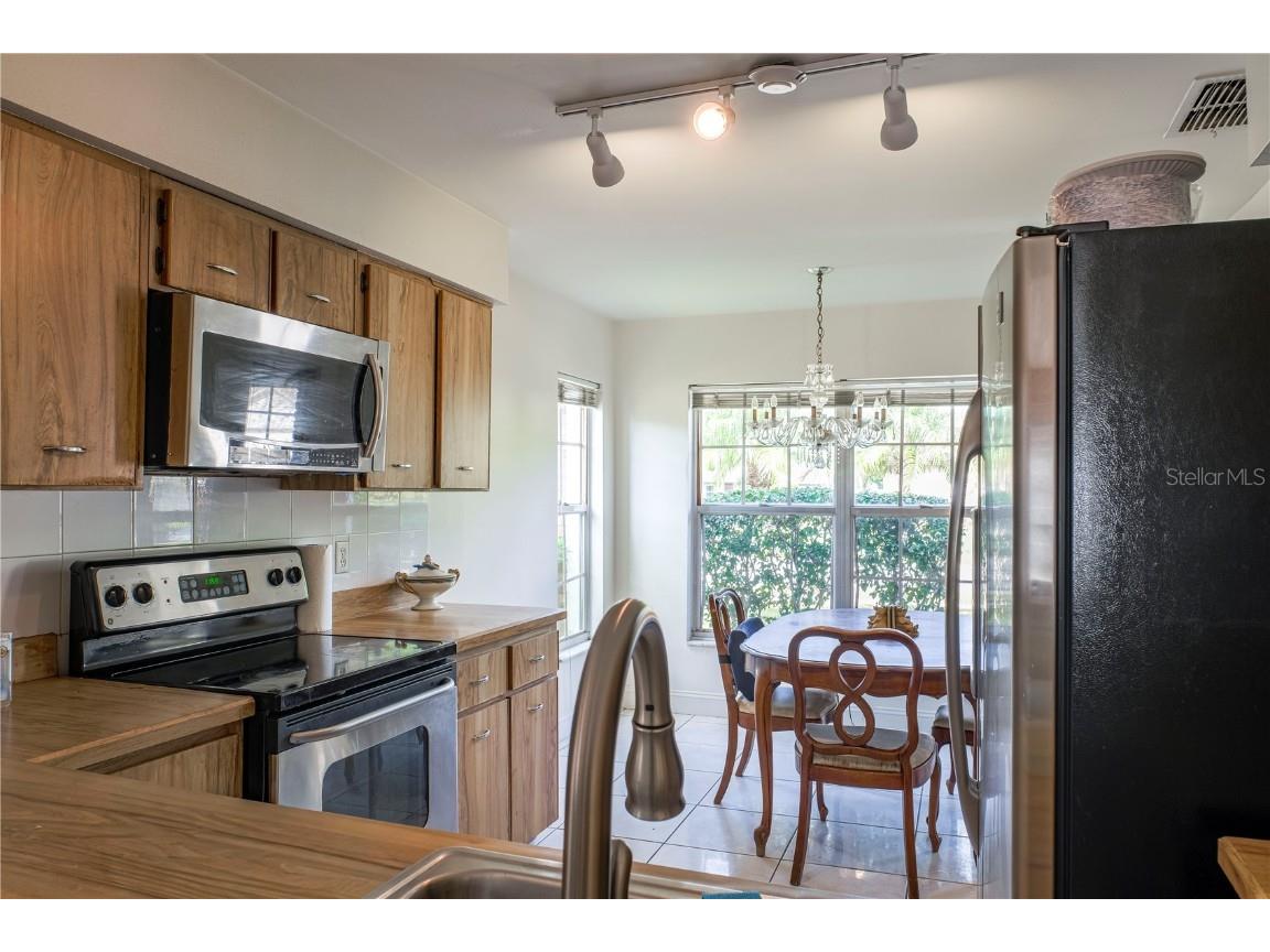 602 Oak Manor Circle Orlando FL 32825 O6358367 image6