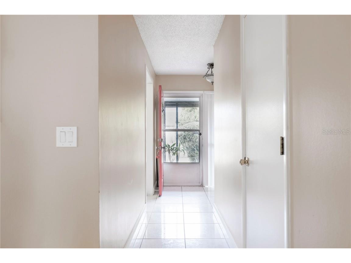 602 Oak Manor Circle Orlando FL 32825 O6358367 image8