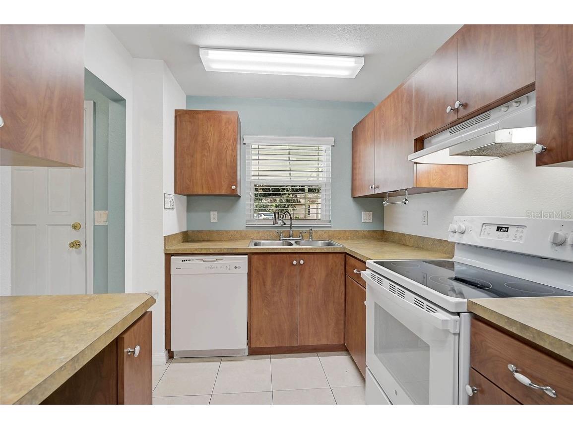 602 Park Circle Bradenton FL 34207 A4652517 image10