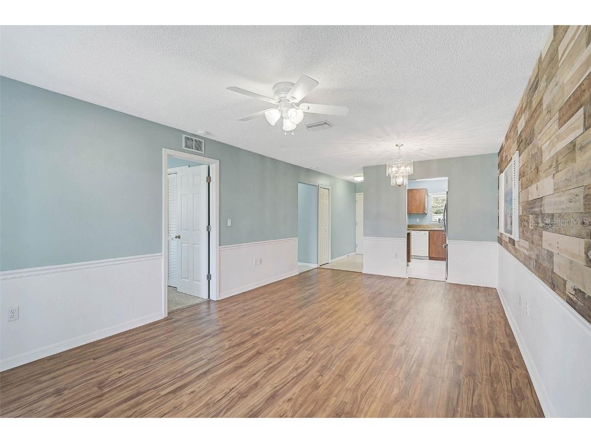 602 Park Circle Bradenton FL 34207 A4652517 image3