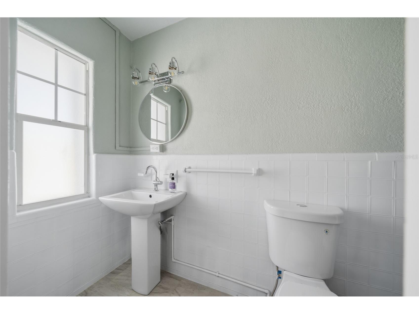 602 Poinsettia Avenue Clearwater Beach FL 33767 TB8500547 image24