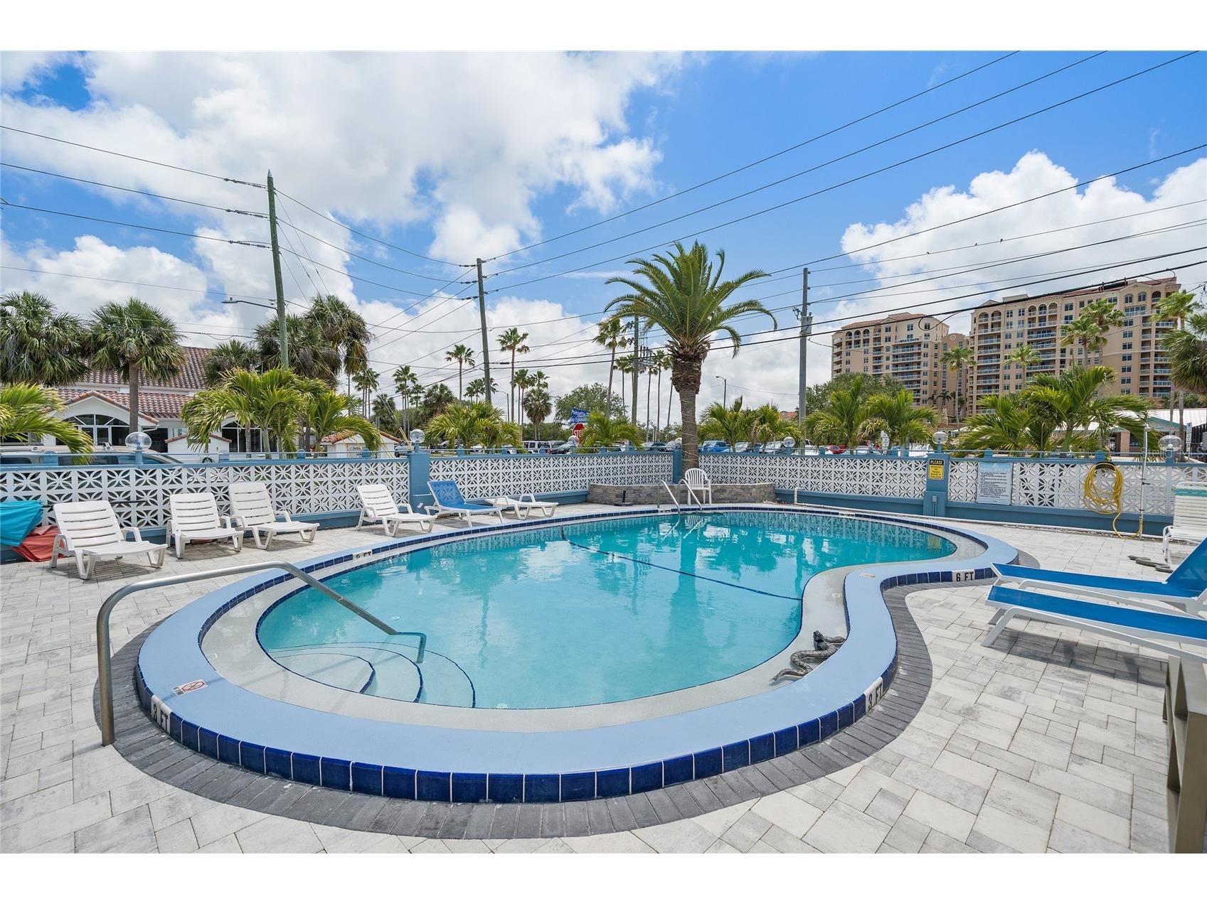 602 Poinsettia Avenue Clearwater Beach FL 33767 TB8500547 image40