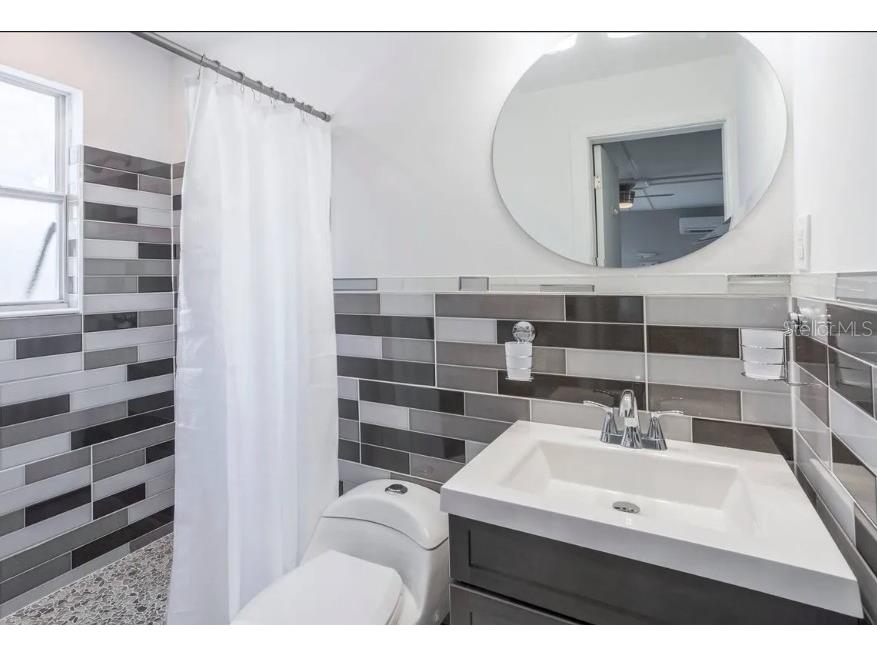 602 Poinsettia Avenue Clearwater Beach FL 33767 TB8500556 image10