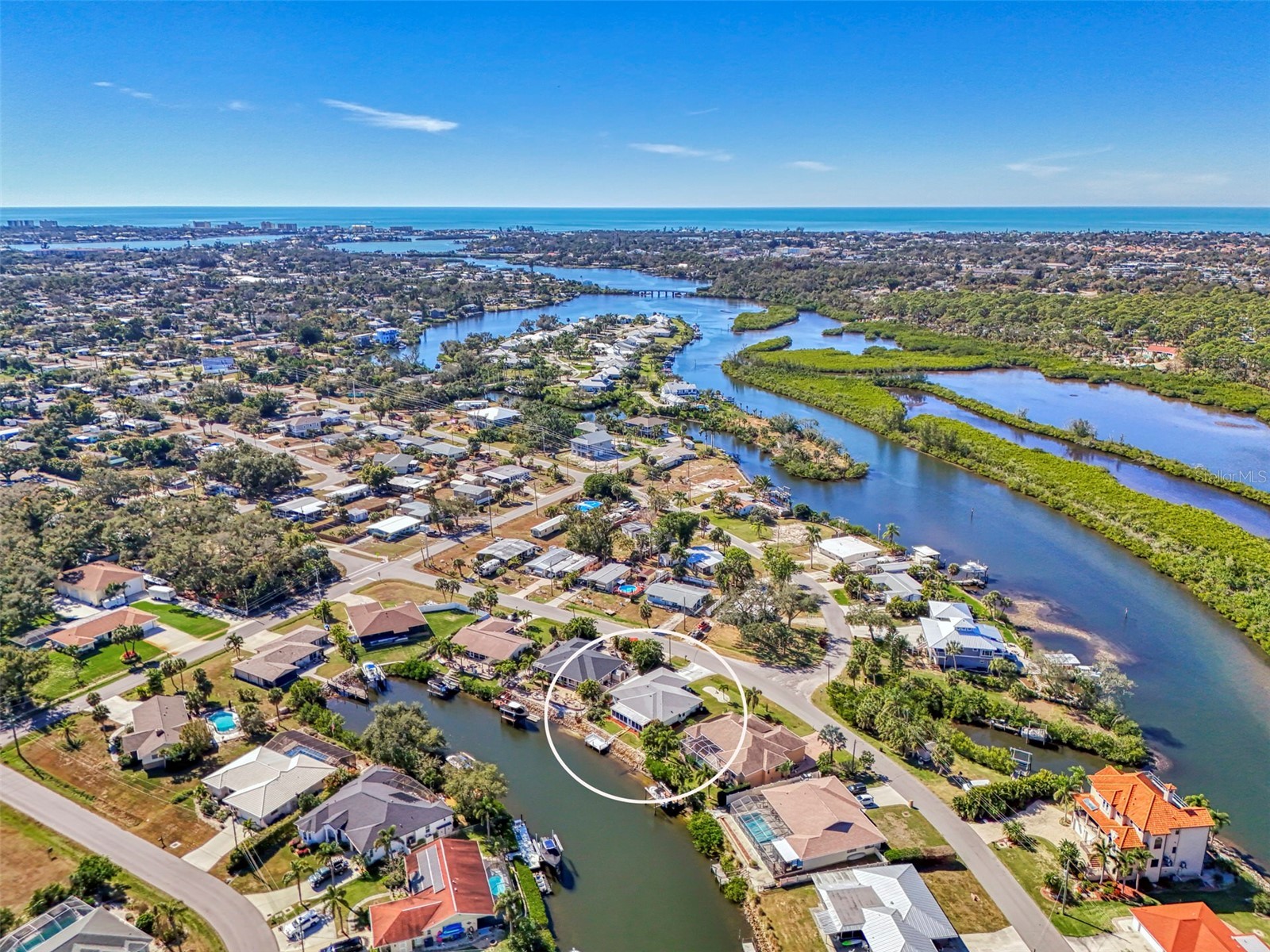 602 Portia Street N Nokomis FL 34275 A4680568 image1