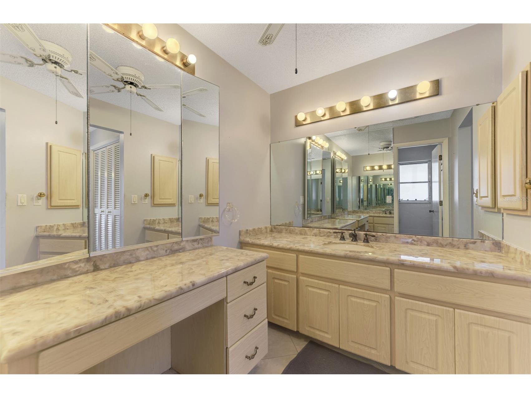 602 Portia Street N Nokomis FL 34275 A4680568 image40