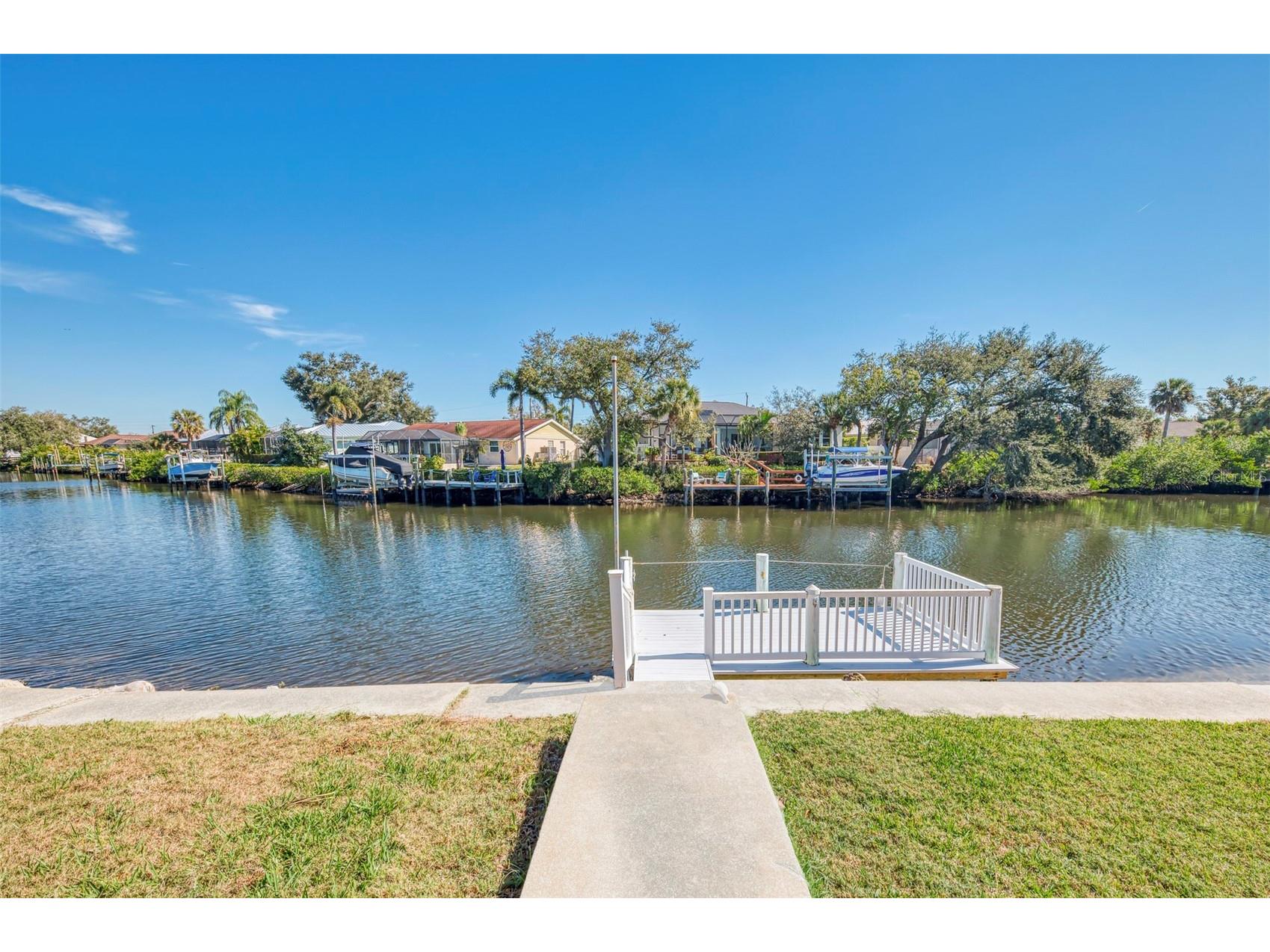 602 Portia Street N Nokomis FL 34275 A4680568 image5