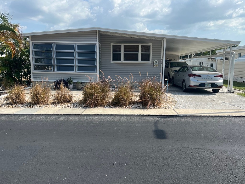 602 Queen Palm Street #602 Largo FL 33778 U8211701 image1