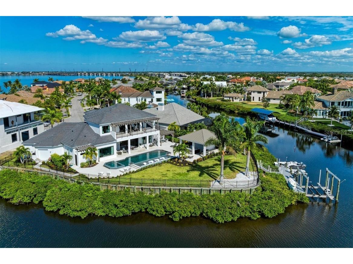 602 Regatta Way Bradenton FL 34208 A4589149 image1