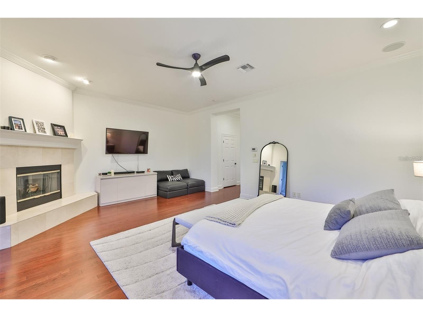 602 Saxony Boulevard Saint Petersburg FL 33716 TB8508486 image24