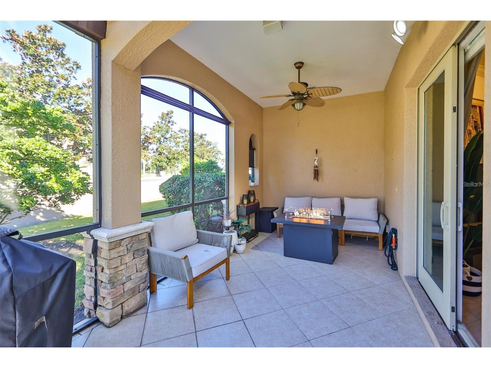 602 Saxony Boulevard Saint Petersburg FL 33716 TB8508486 image41