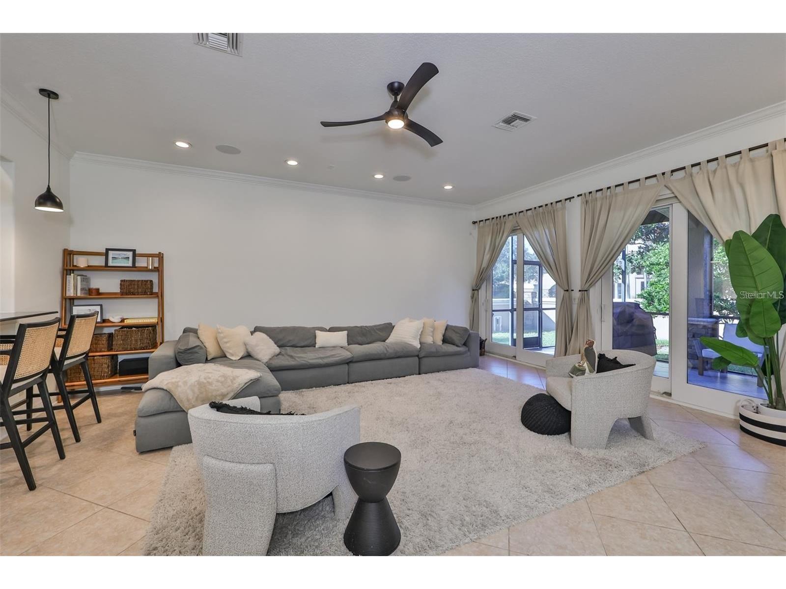 602 Saxony Boulevard Saint Petersburg FL 33716 TB8508486 image6