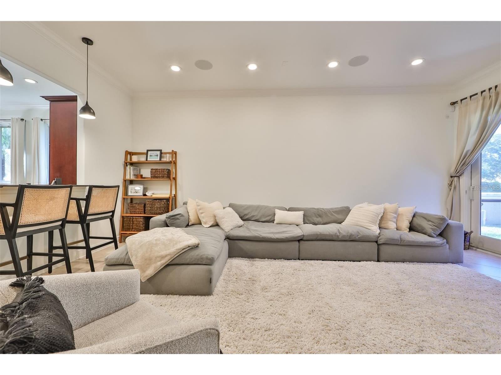 602 Saxony Boulevard Saint Petersburg FL 33716 TB8508486 image7