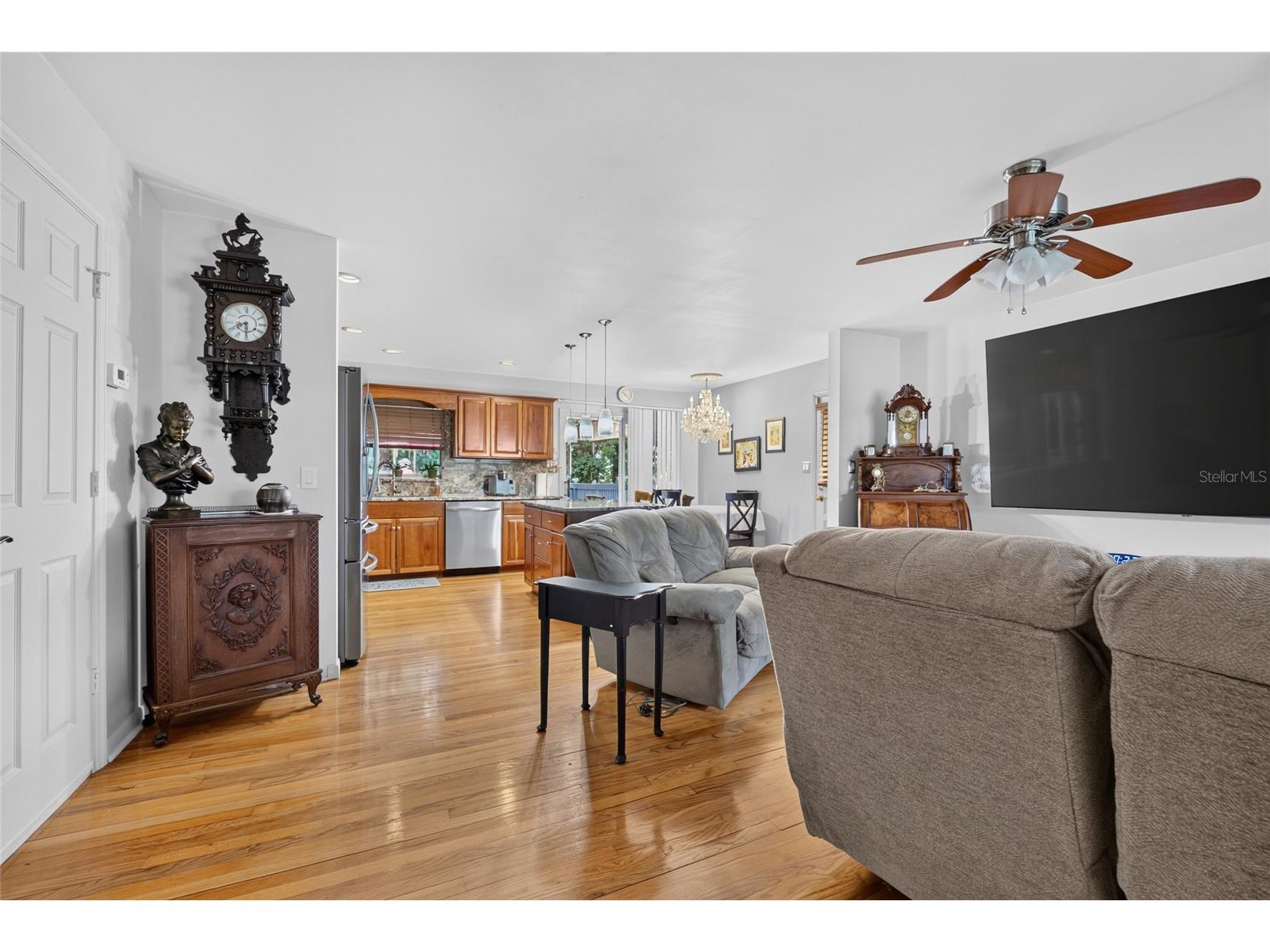 602 SE 19th Street Ocala FL 34471 OM728544 image4
