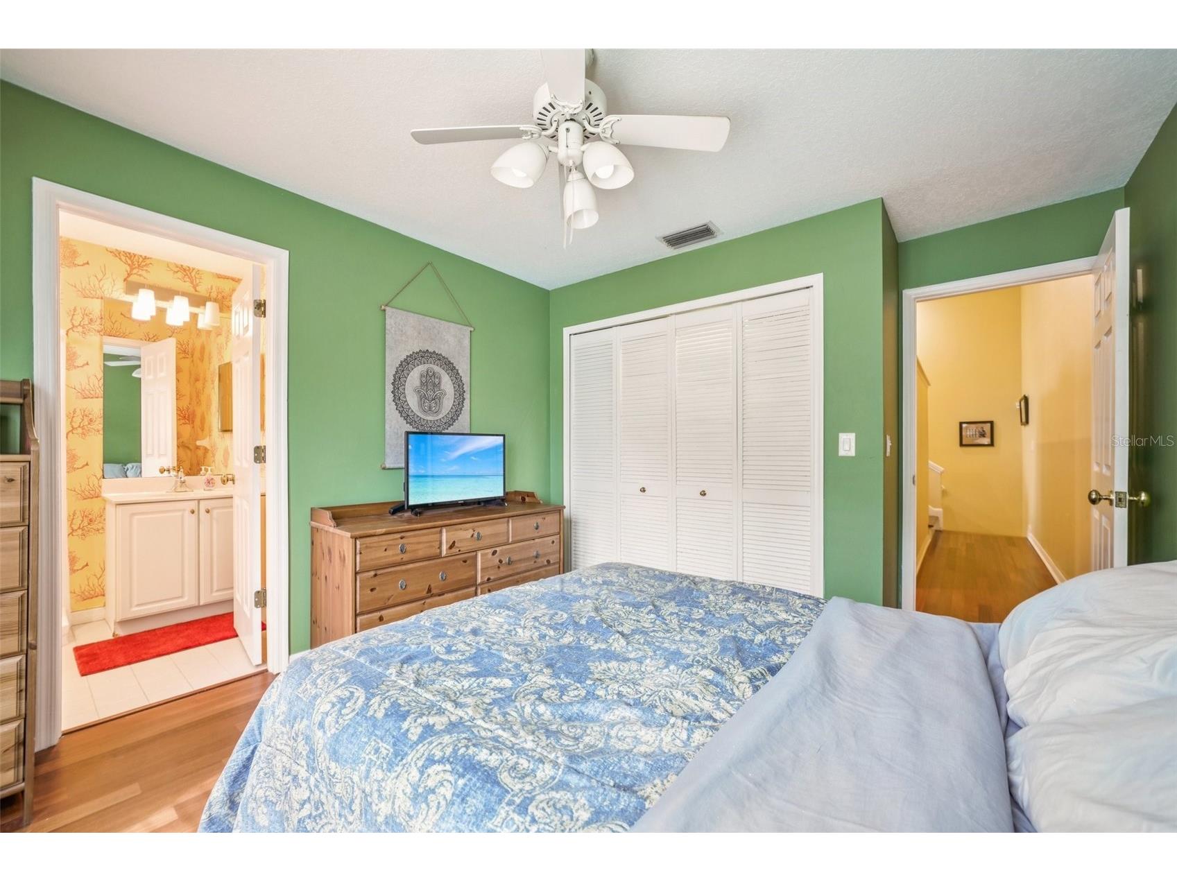 602 Seabreeze Court Tampa FL 33602 - POND TB8475254 image54