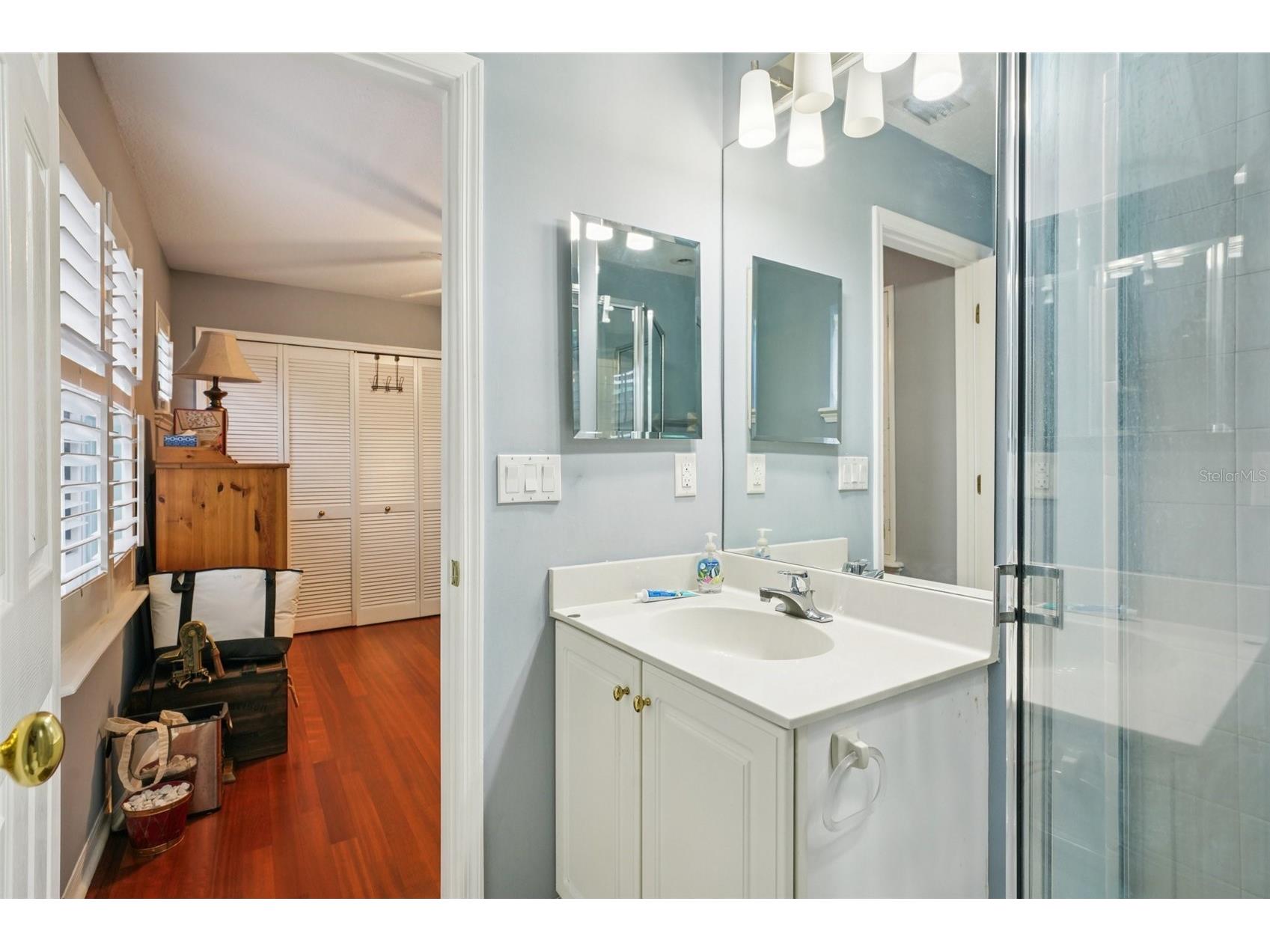 602 Seabreeze Court Tampa FL 33602 - POND TB8475254 image61