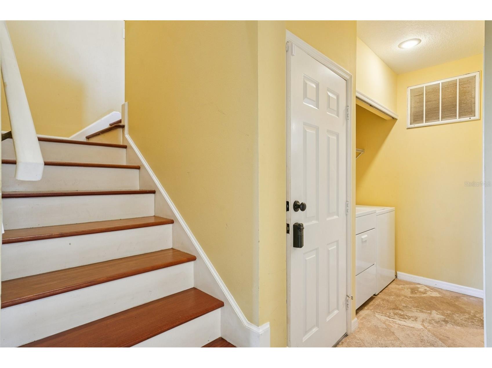 602 Seabreeze Court Tampa FL 33602 - POND TB8475254 image7