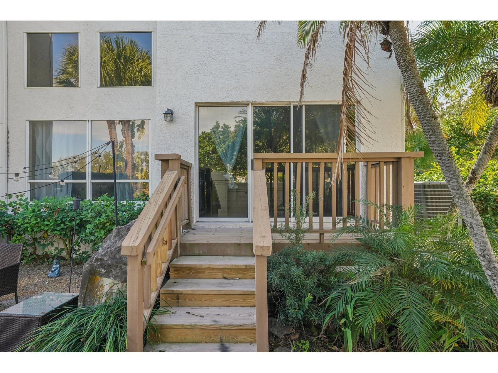 602 Seabreeze Court Tampa FL 33602 - POND TB8475254 image70