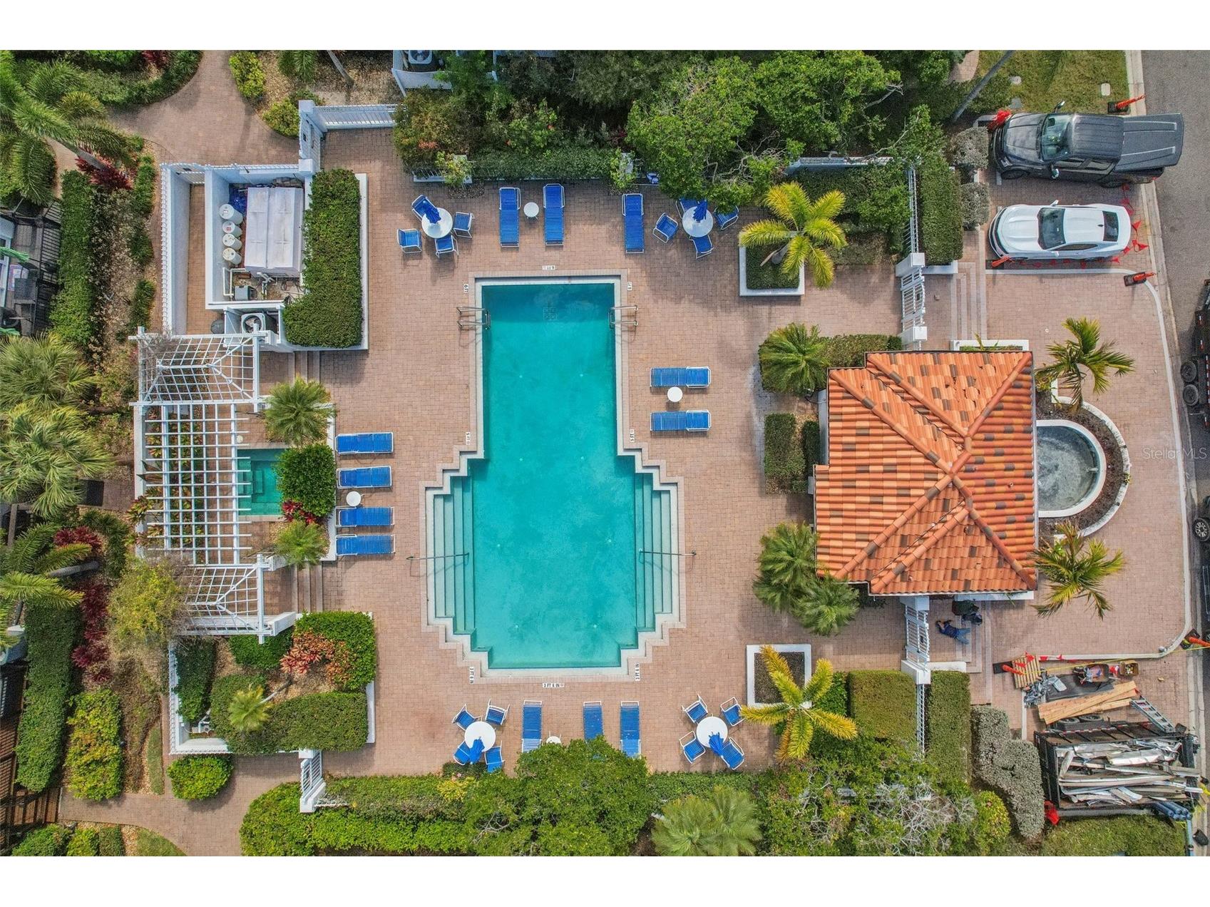 602 Seabreeze Court Tampa FL 33602 - POND TB8475254 image98