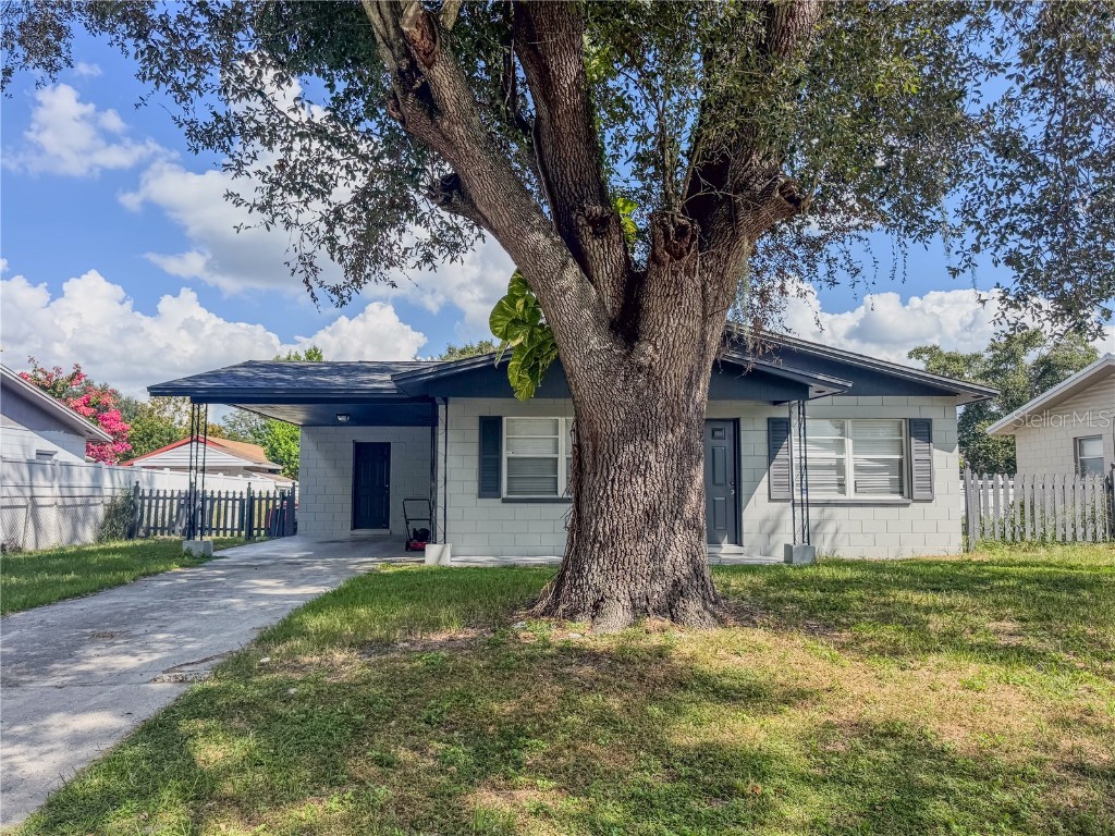 602 Taylor Boulevard Winter Haven FL 33880 P4936558 image1